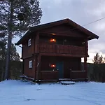 Mountain - Midtgardstunet *