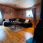Mountain - Midtgardstunet